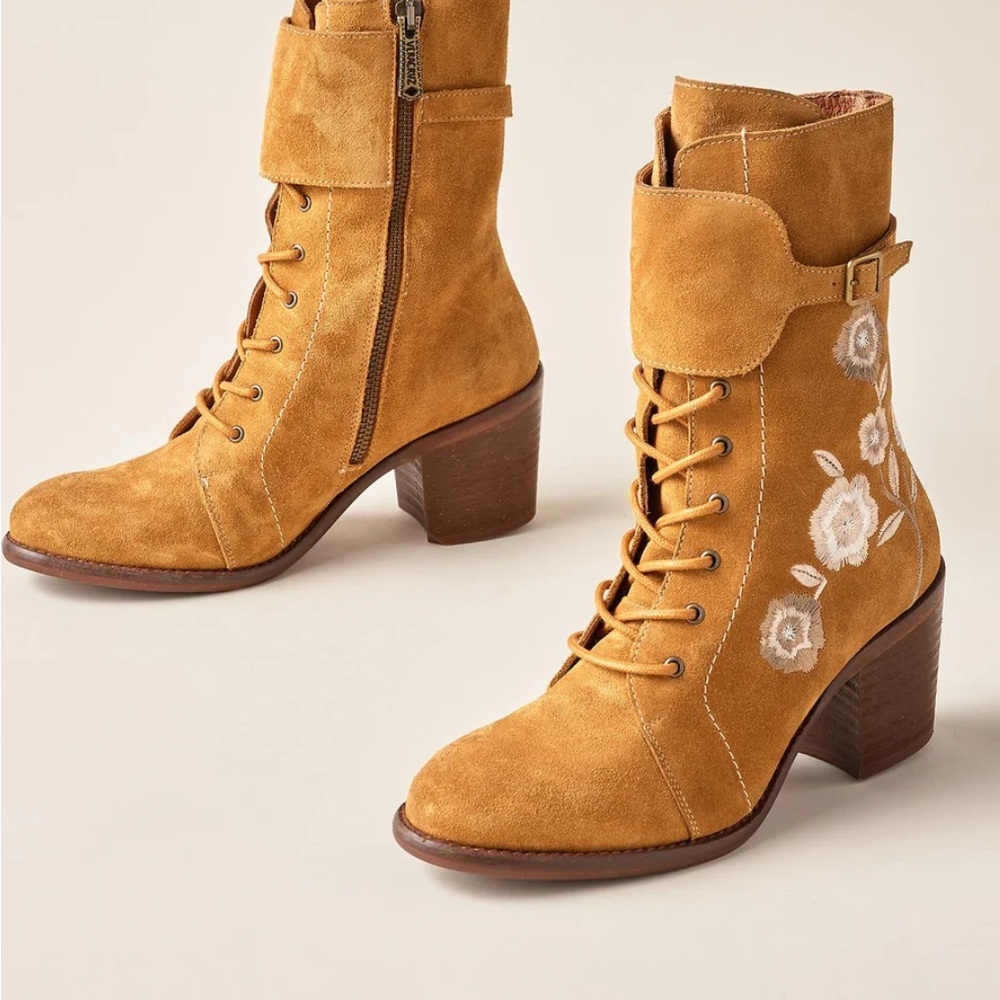 Sundance + Vera Cruz mid-calf suede boots. Lace-up & Embroidered 40 (9.5-10) NWT - Picture 3 of 9